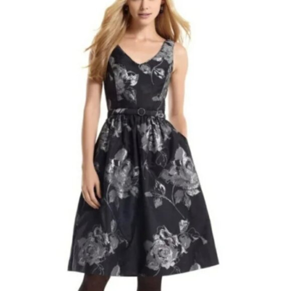 WHBM Metallic Silver Floral Evening Cocktail Dress Size 0 - Picture 1 of 16